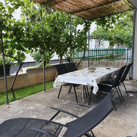 Gulin Apartments Vodice Zewnętrze zdjęcie