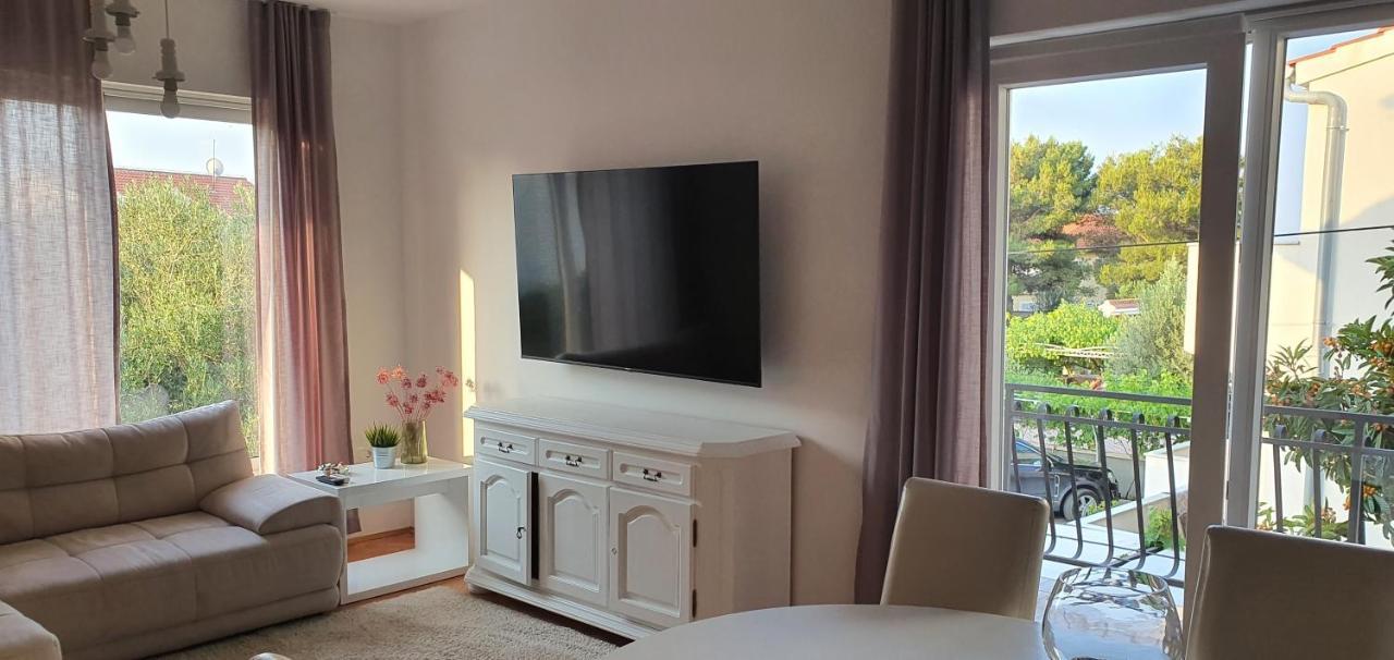 Gulin Apartments Vodice Zewnętrze zdjęcie