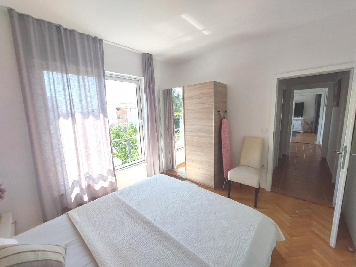 Gulin Apartments Vodice Zewnętrze zdjęcie
