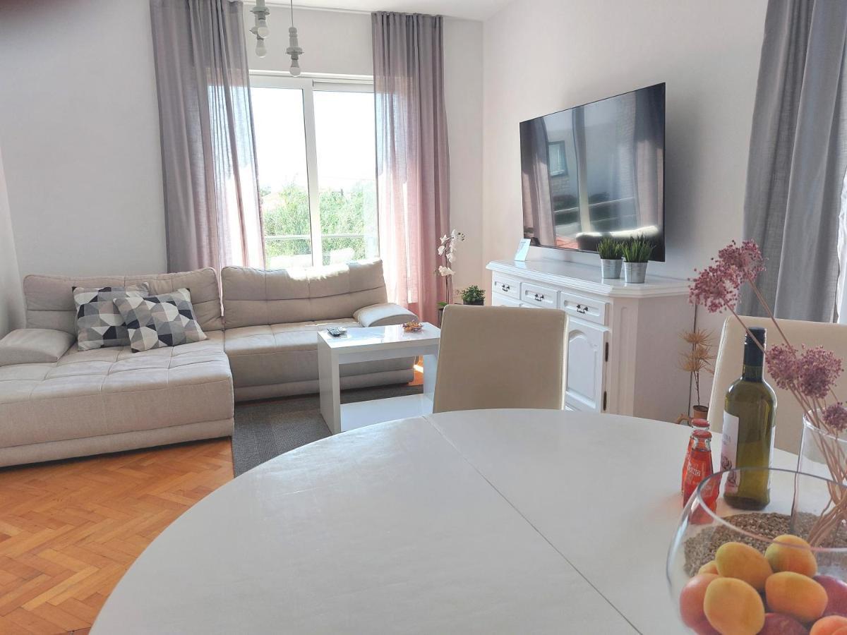 Gulin Apartments Vodice Zewnętrze zdjęcie