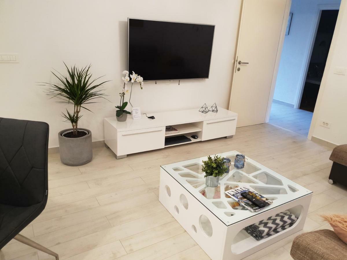 Gulin Apartments Vodice Zewnętrze zdjęcie