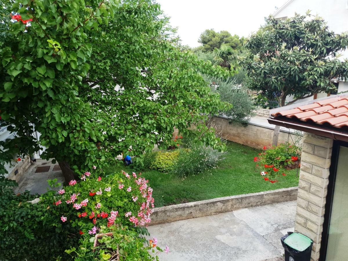 Gulin Apartments Vodice Zewnętrze zdjęcie
